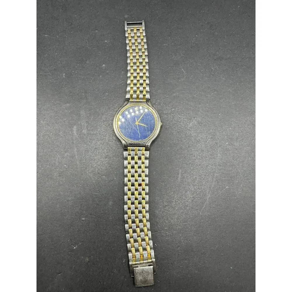 Seiko V701-1K29 Two Tone Quartz Wristwatch Blue Dial Silver Gold Bracelet